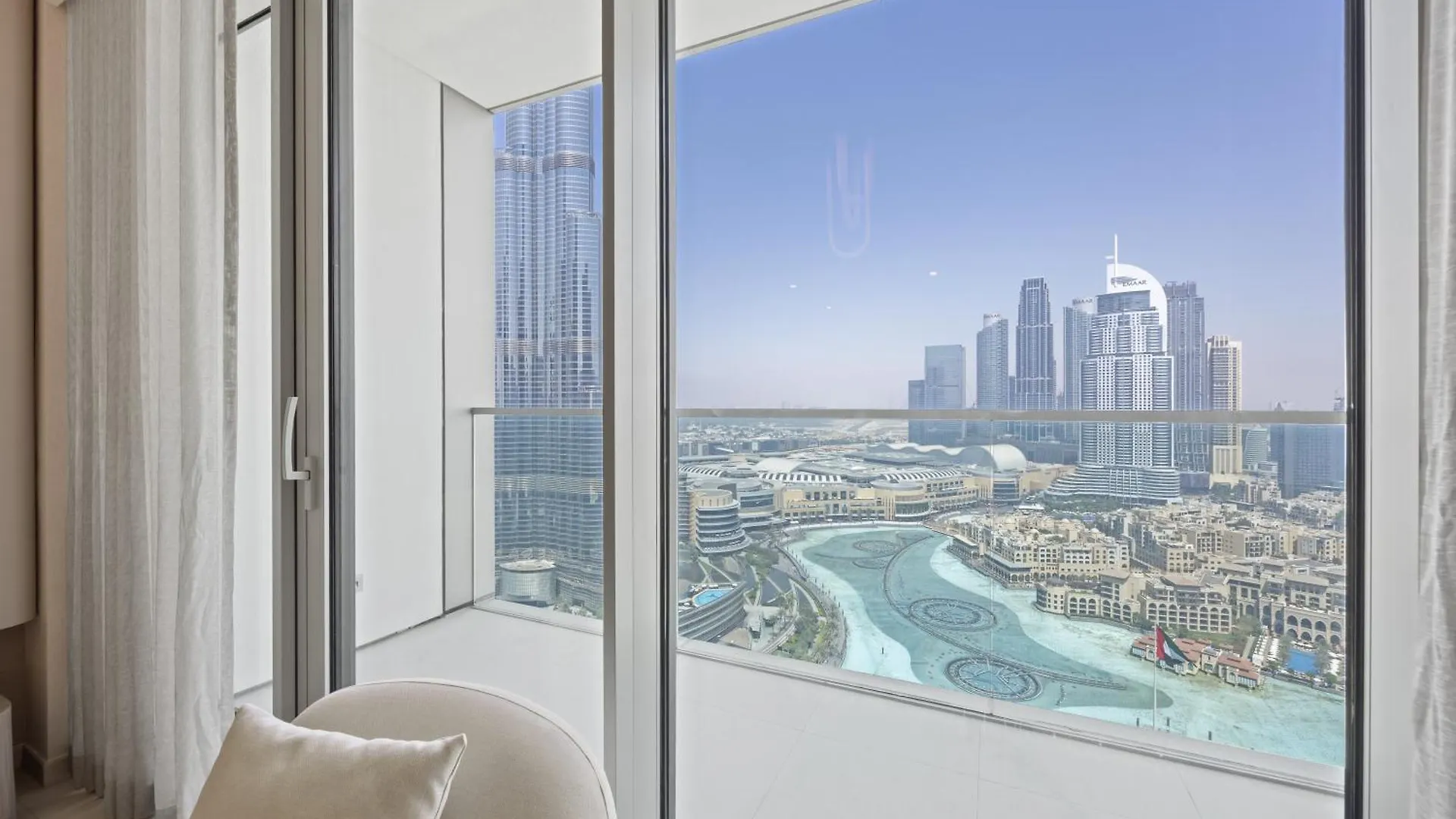 Apartment Elite Escapes - 2 Bhk Luxurious - Grande Signature Dubai