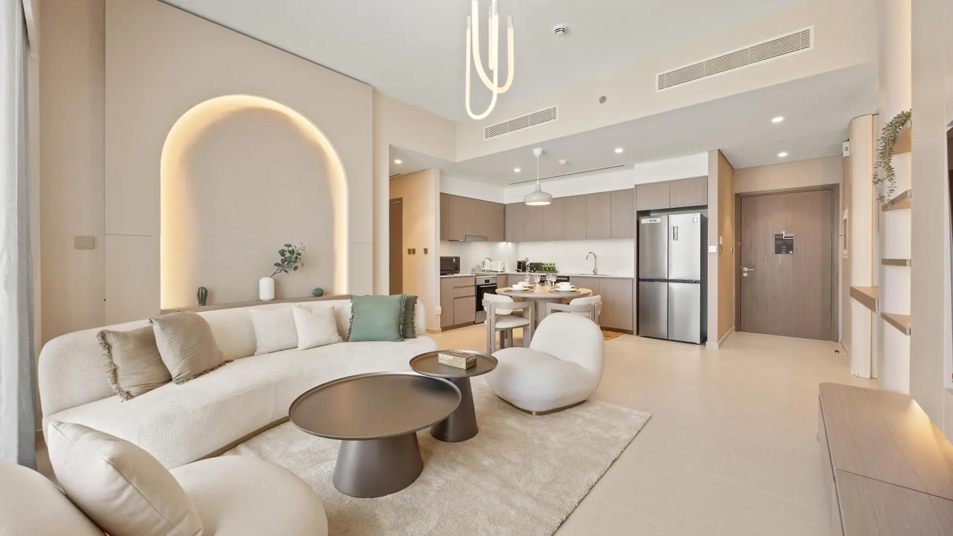 Elite Escapes - 2 Bhk Luxurious - Grande Signature Dubai 0*,  United Arab Emirates