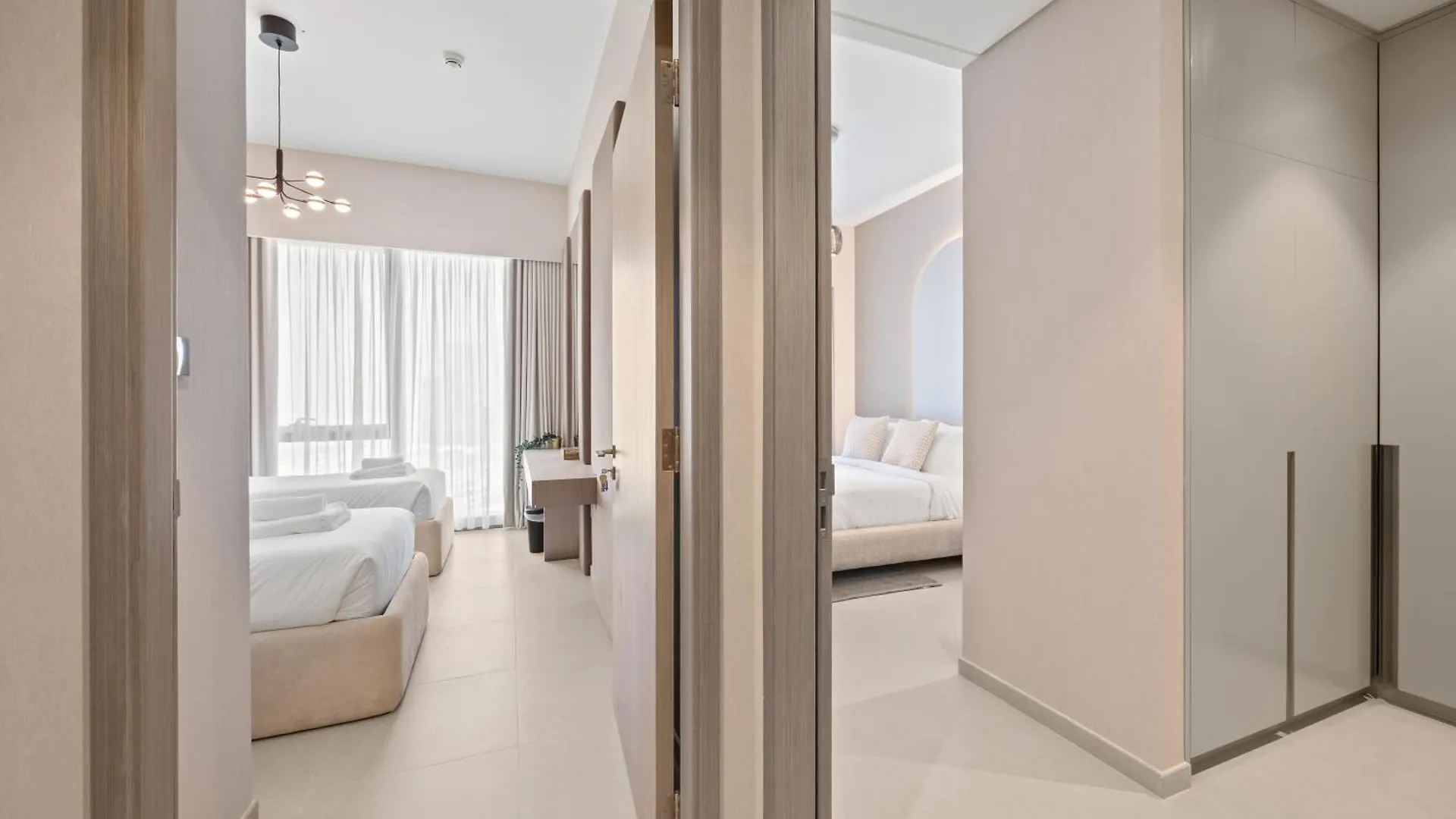 Elite Escapes - 2 Bhk Luxurious - Grande Signature Dubai United Arab Emirates