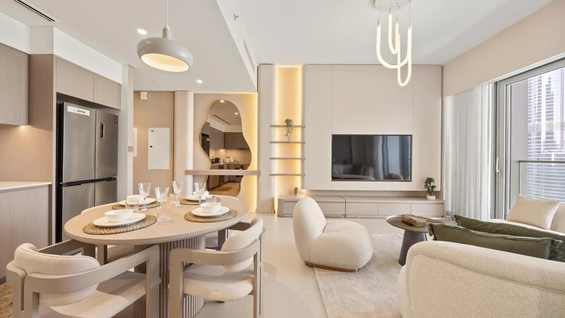 Elite Escapes - 2 Bhk Luxurious - Grande Signature Dubai